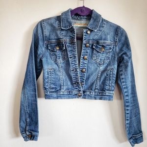 Tapered jean jacket